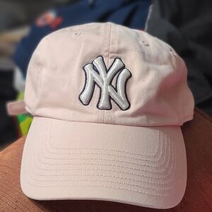 New York Yankees Pink Baseball Cap